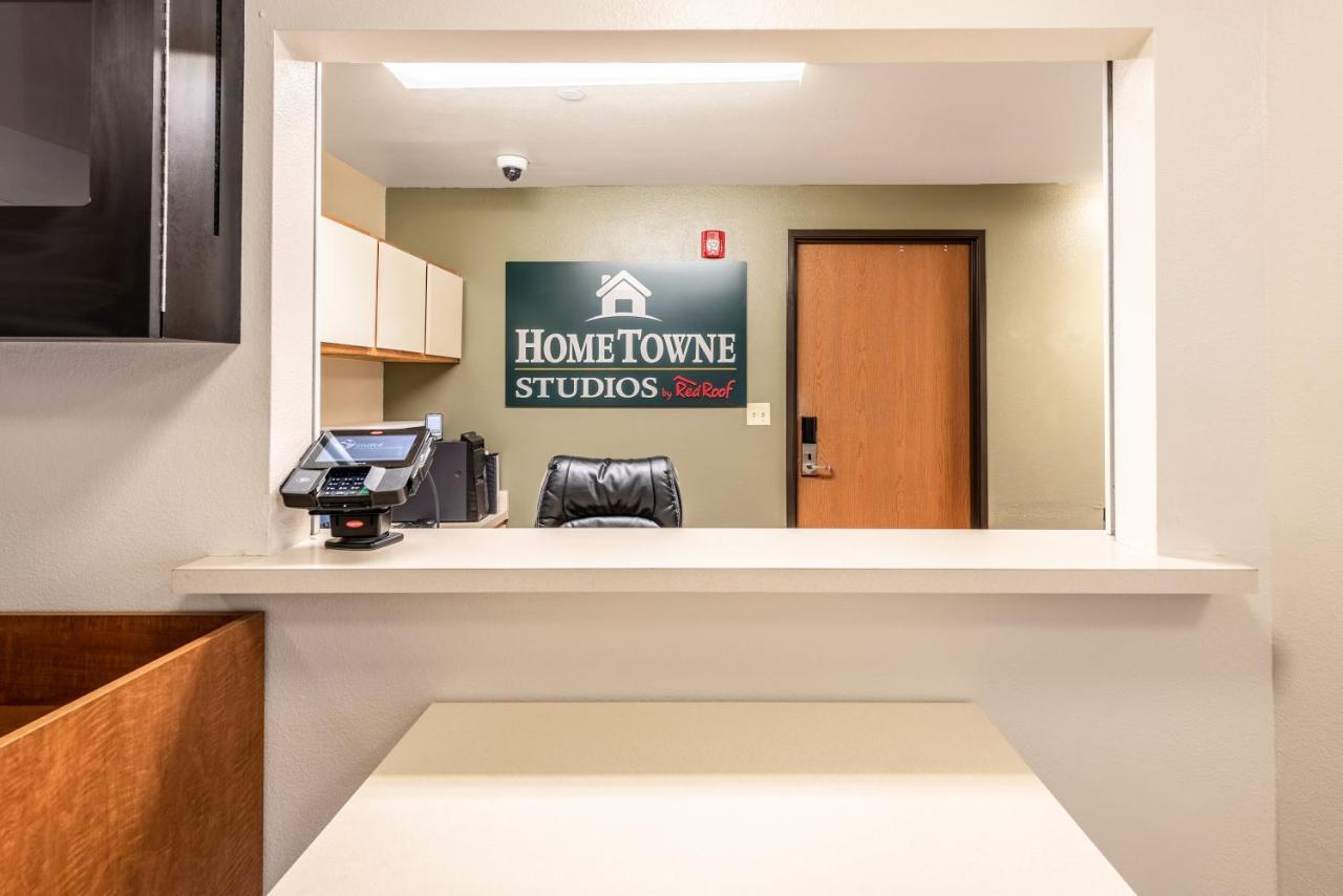 Hometowne By Red Roof Columbus