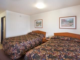 Motel Hometowne By Red Roof 2*
